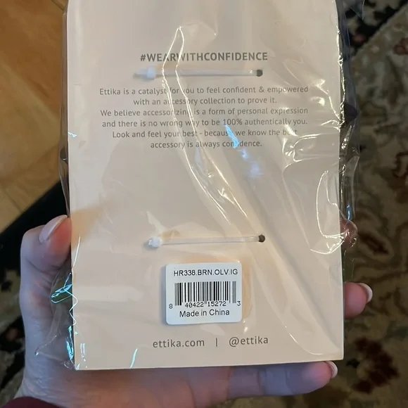 Ettika women hair clips NWT - Picture 3 of 3